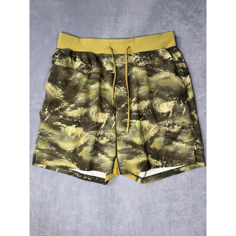 Lululemon Men's High‎ Dive Auric Gold T.H.E. Linerless 7" Training Shorts Large